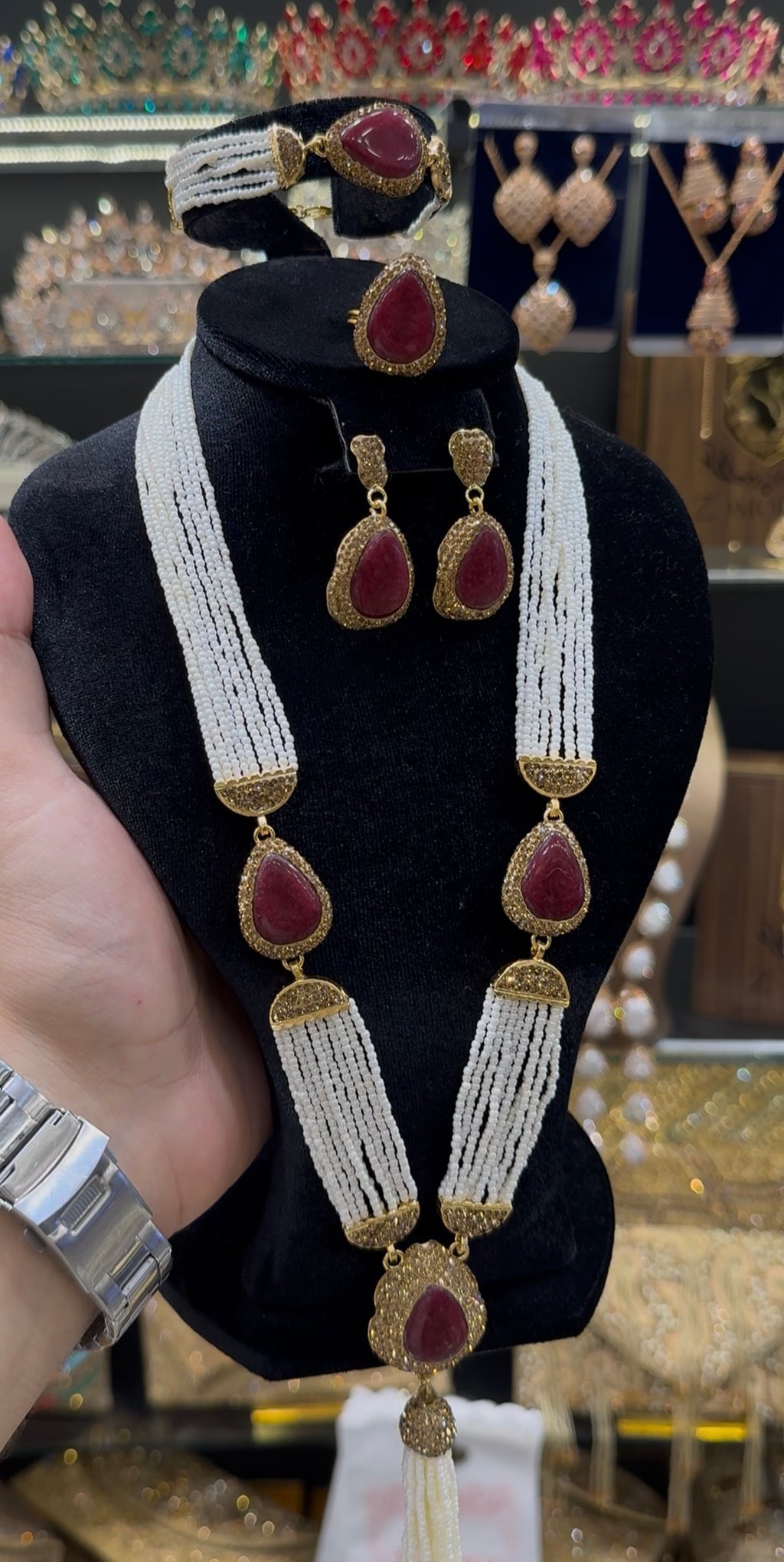 بارور أحجار الباروك احمر